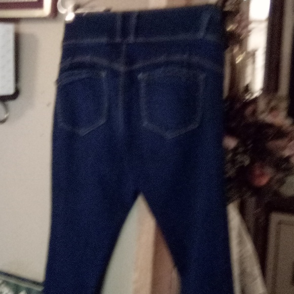 High Rise Jeans - Picture 9 of 10